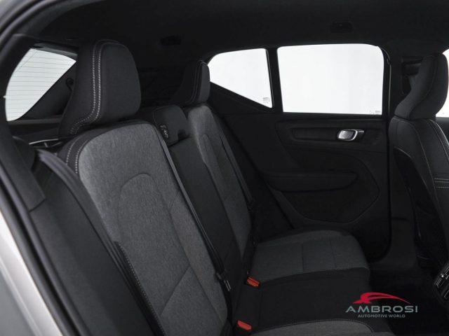 VOLVO XC40 XC40 2.0 b3 Core auto