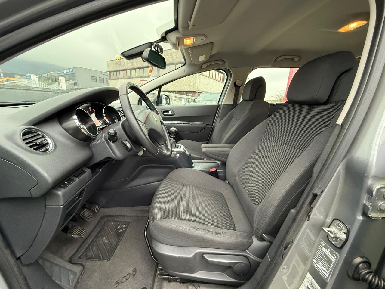 Peugeot 5008 7POSTI 1.6HDi 115CV 159.000KM