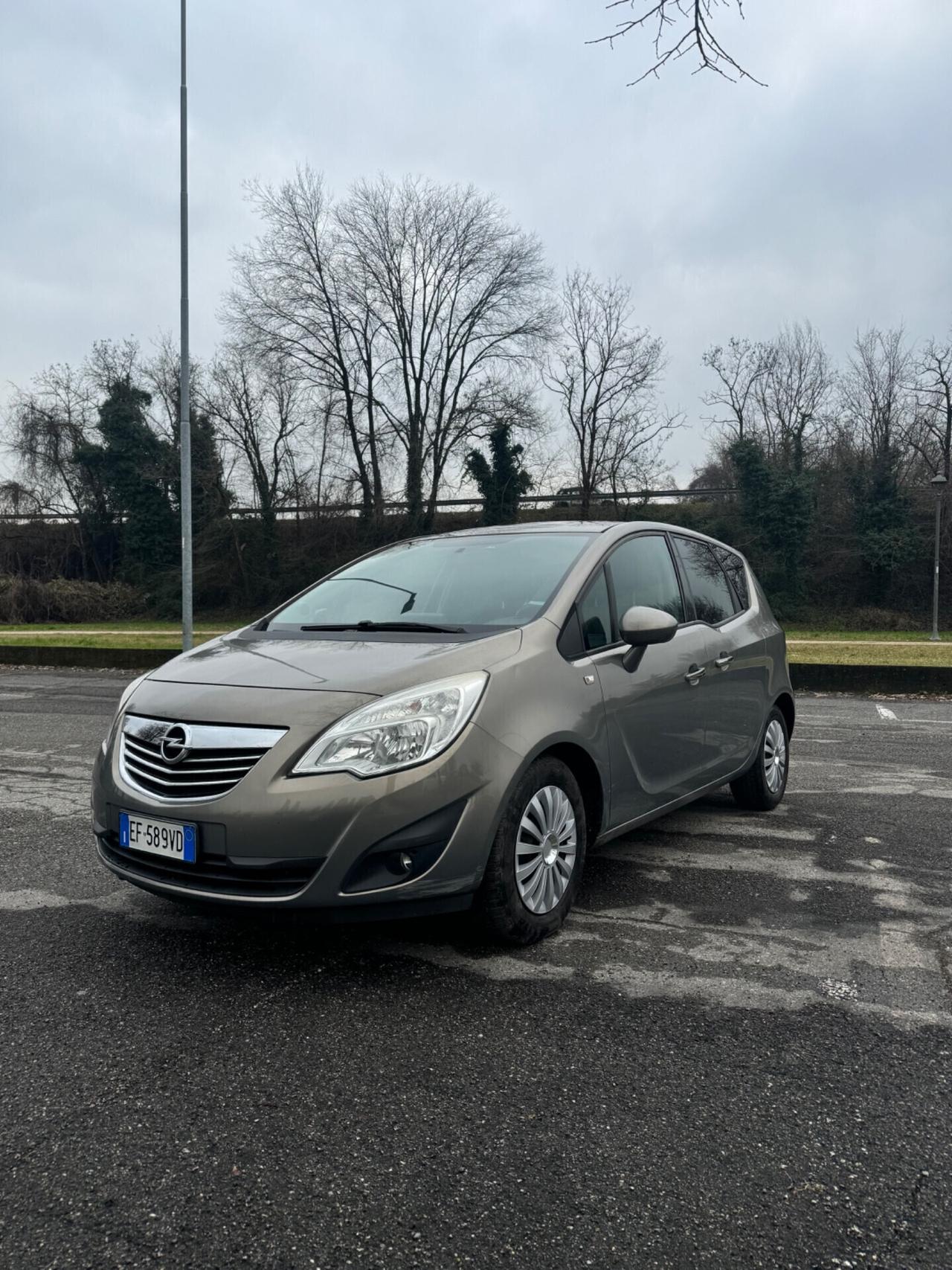 Opel Meriva 1.4 turbo cosmo