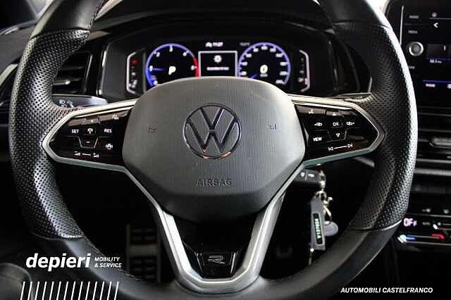 Volkswagen T-Roc 2.0 TDI DSG R-Line Facelift black