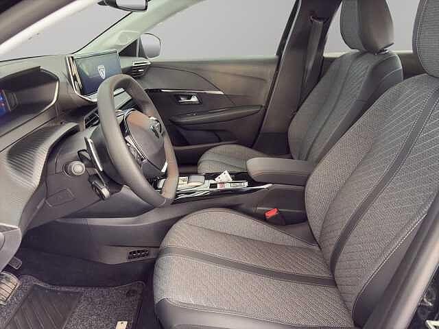 Peugeot 208 Hybrid 136 e-DCS6 Allure