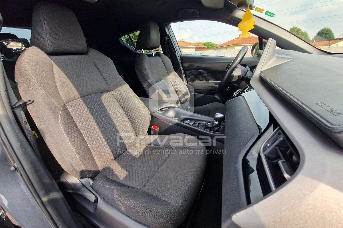 TOYOTA C-HR 1.8 Hybrid E-CVT Active