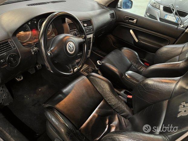 Volkswagen Golf R32 5 porte