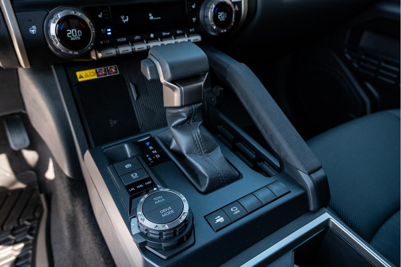 Toyota Tacoma LIMITED 2.4 i-Force HYBRID 4x4 THUNDERSTORM