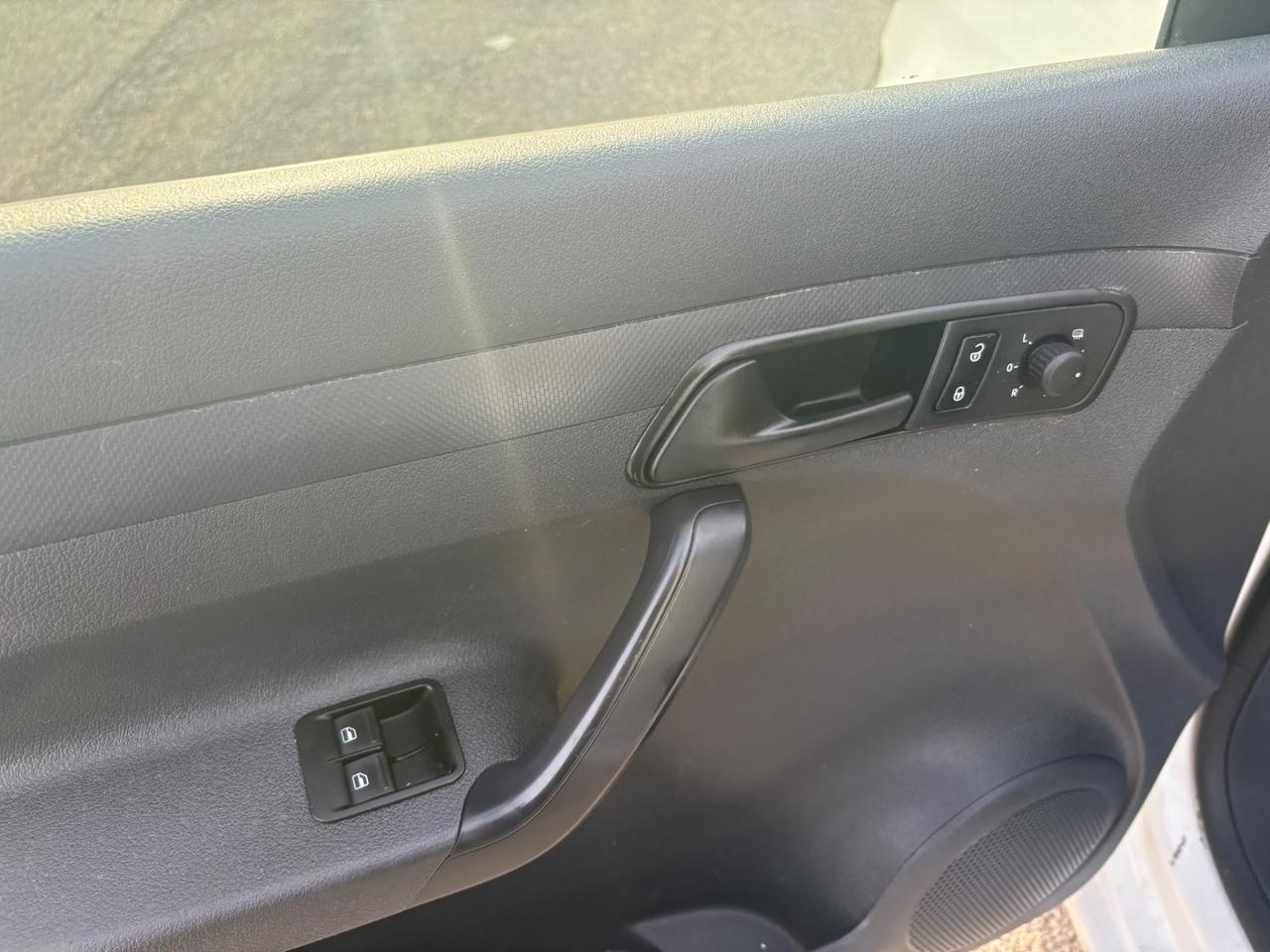 Vw Caddy 1600 TDI Van Maxi 2014
