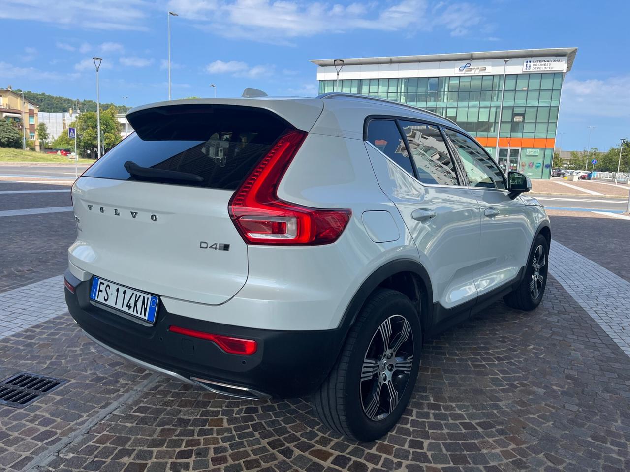 Volvo XC40 D4 AWD Geartronic Inscription