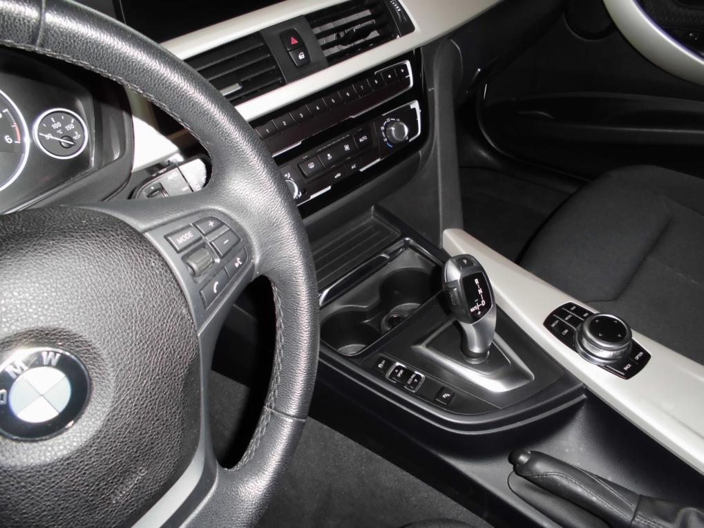 Bmw 320 320d xDrive Touring Business Advantage