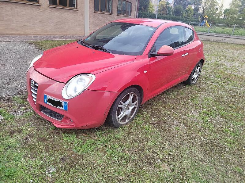 Alfa Romeo MiTo 1.4 T 155 CV Distinctive Premium Pack