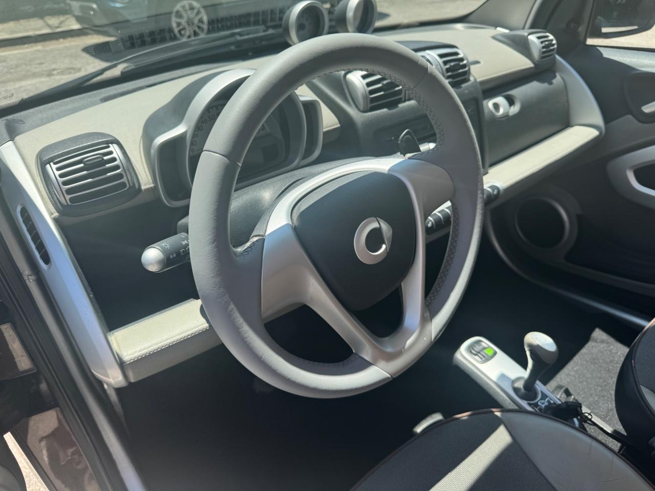 Smart ForTwo 1000 62 kW coupé higli style