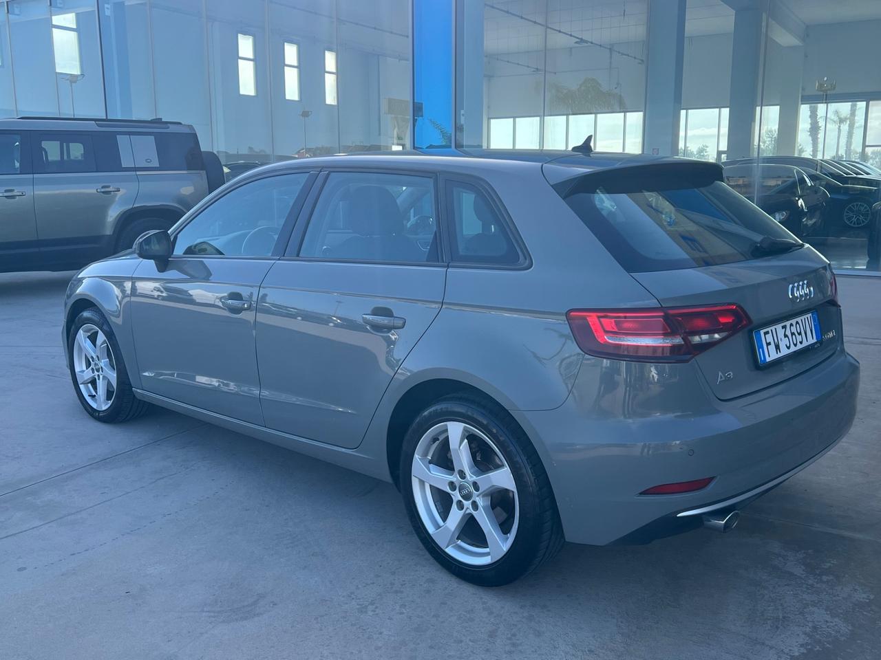 Audi A3 Sportback 30 1.6 tdi Sport 116cv s-tronic