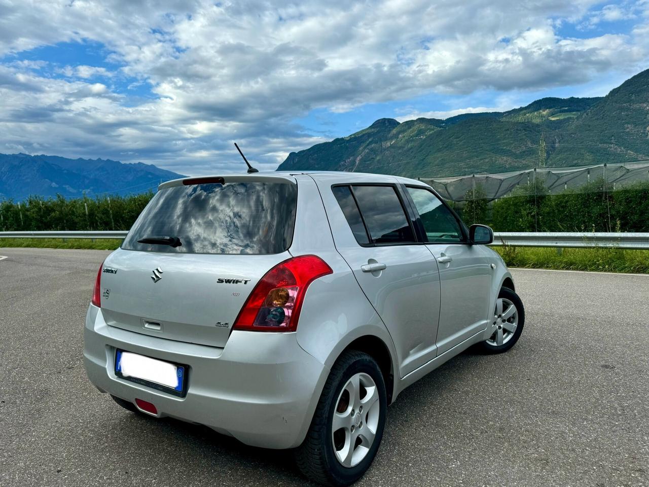 Suzuki Swift 1.3 4x4 5p. GL