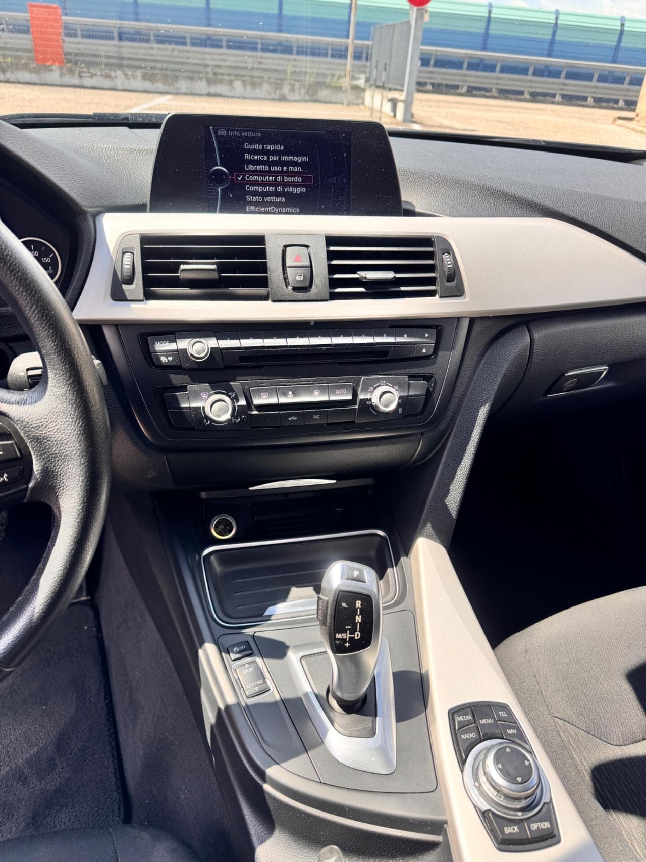 Bmw 318 320d Touring Modern