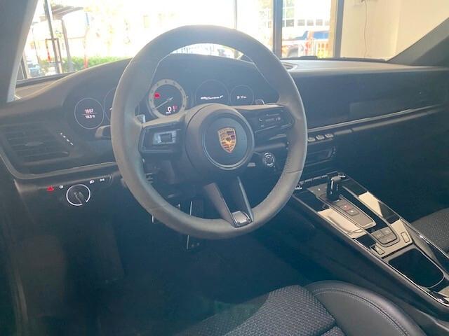 PORSCHE 992 CARRERA T