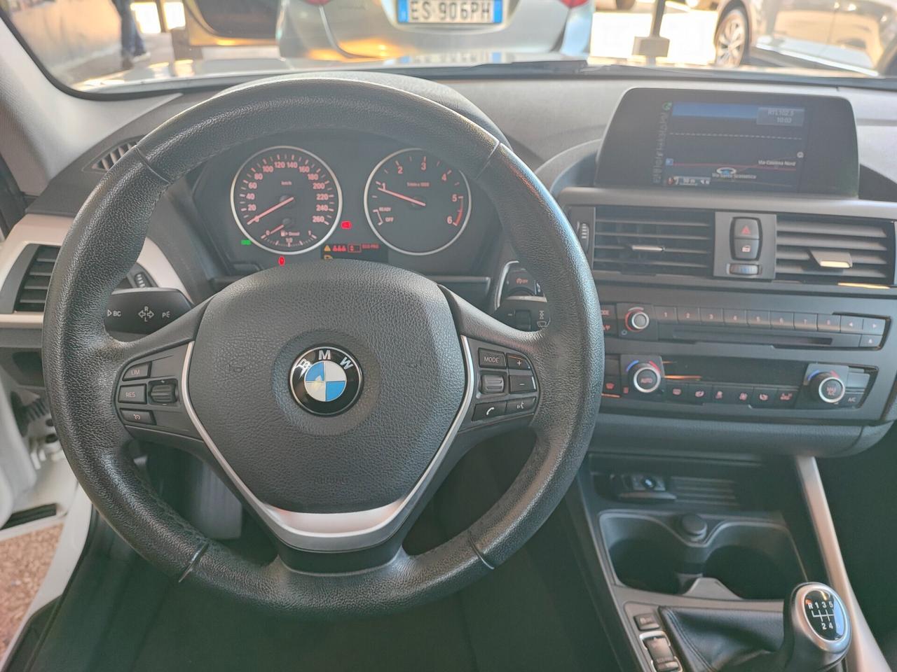 Bmw 116 116d 5p. Efficient Dynamics Urban