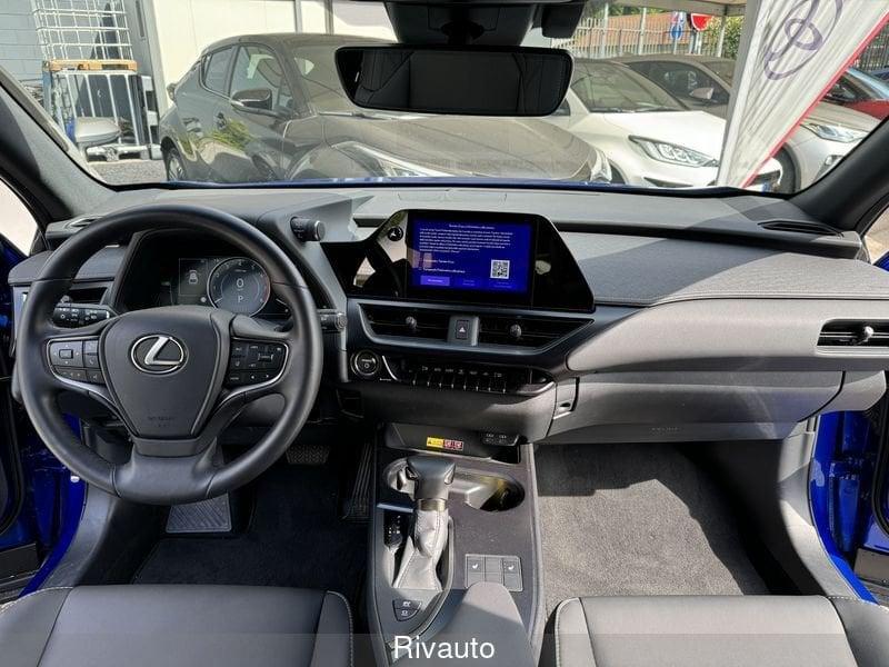 Lexus UX Hybrid Design