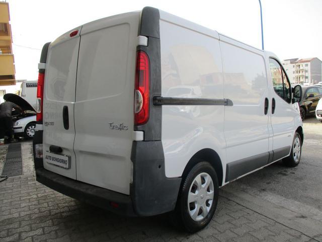 RENAULT Trafic 2.0 dCi L1H1 FURGONATO automatico