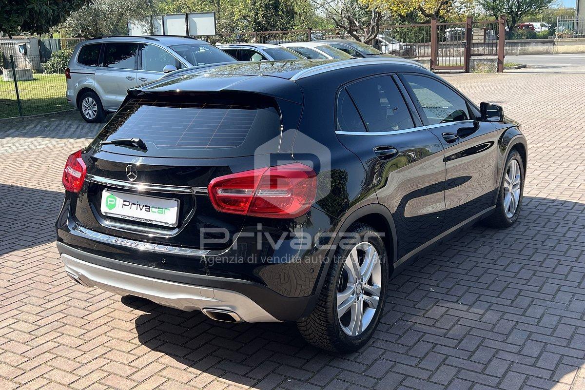 MERCEDES GLA 200 d Sport