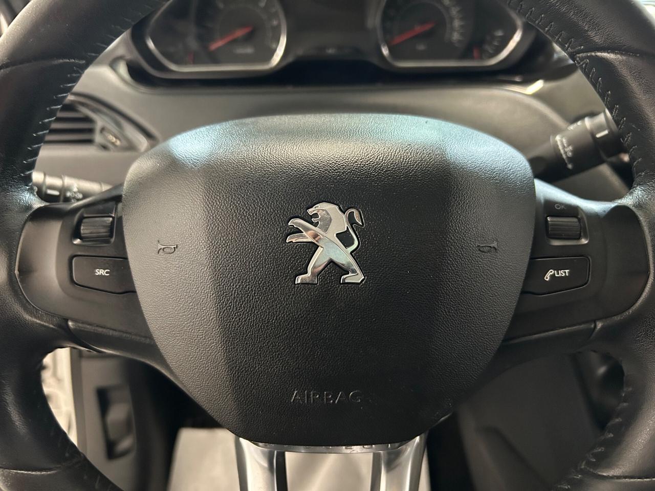 Peugeot 208 1.4 hdi 50kw 2014