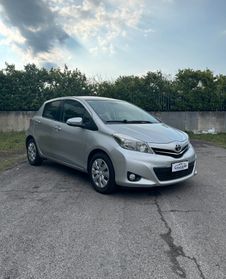 Toyota Yaris 1.0 51kW Benz 5p *SOLO 40.000 KM CERTIFICATI*