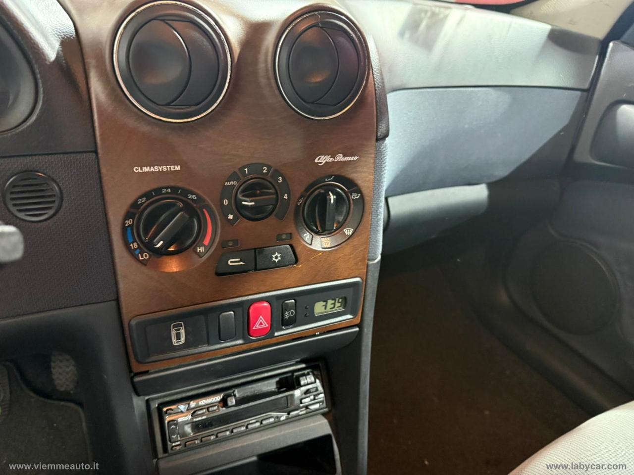 ALFA ROMEO 146 1.4i 16V T.S. L