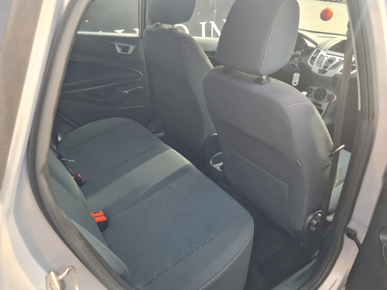 Ford Fiesta 1.4 5 porte Bz.- GPL Titanium