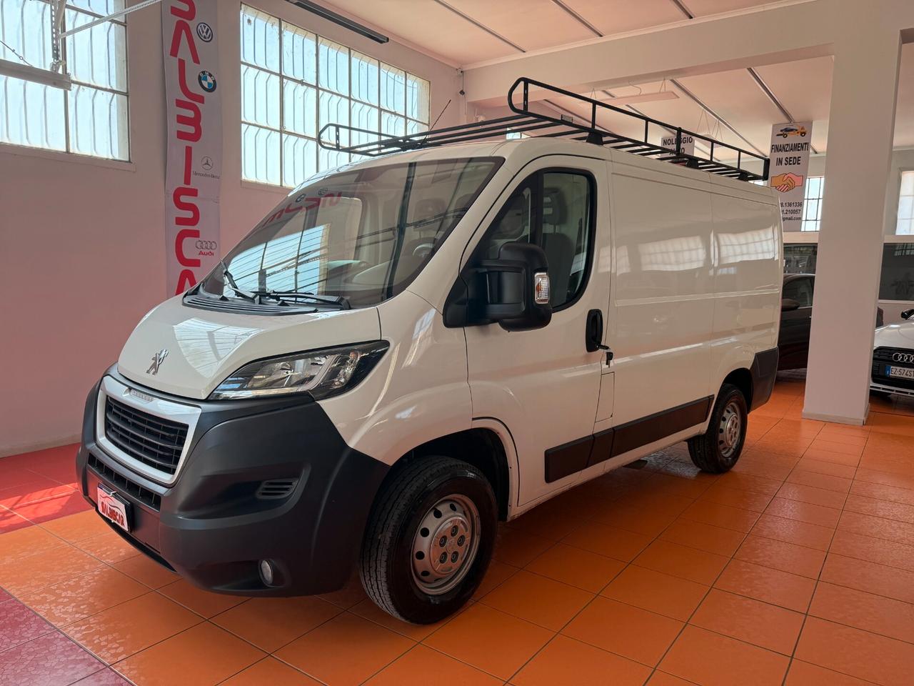 Peugeot Boxer 330 2.0 BlueHDi/110CV