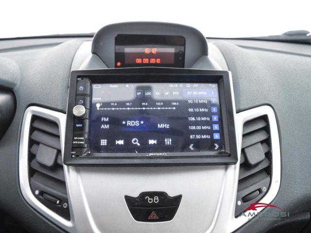 FORD Fiesta 1.2 82 CV 5 porte Titanium - PER OPERATORI DEL SET