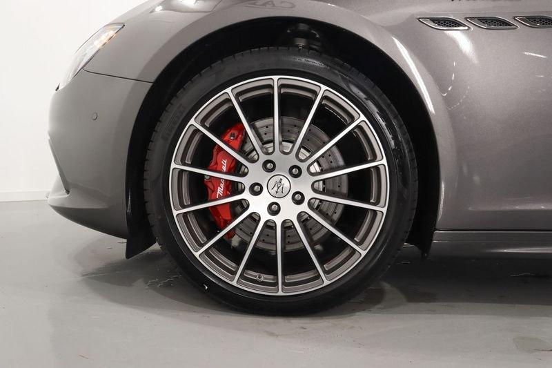 Maserati Ghibli Modena Ultima SQ4 430 CV