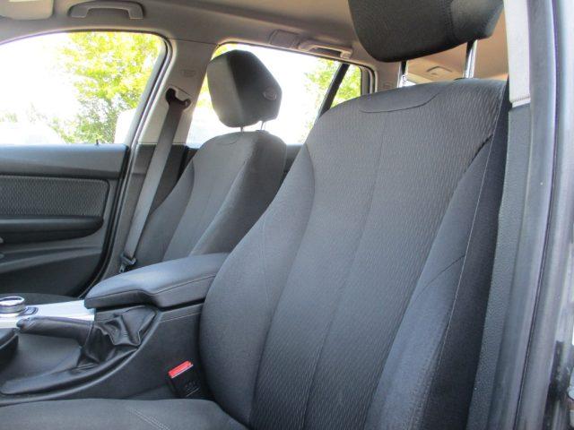 BMW 320 d xDrive Touring Business Advantage