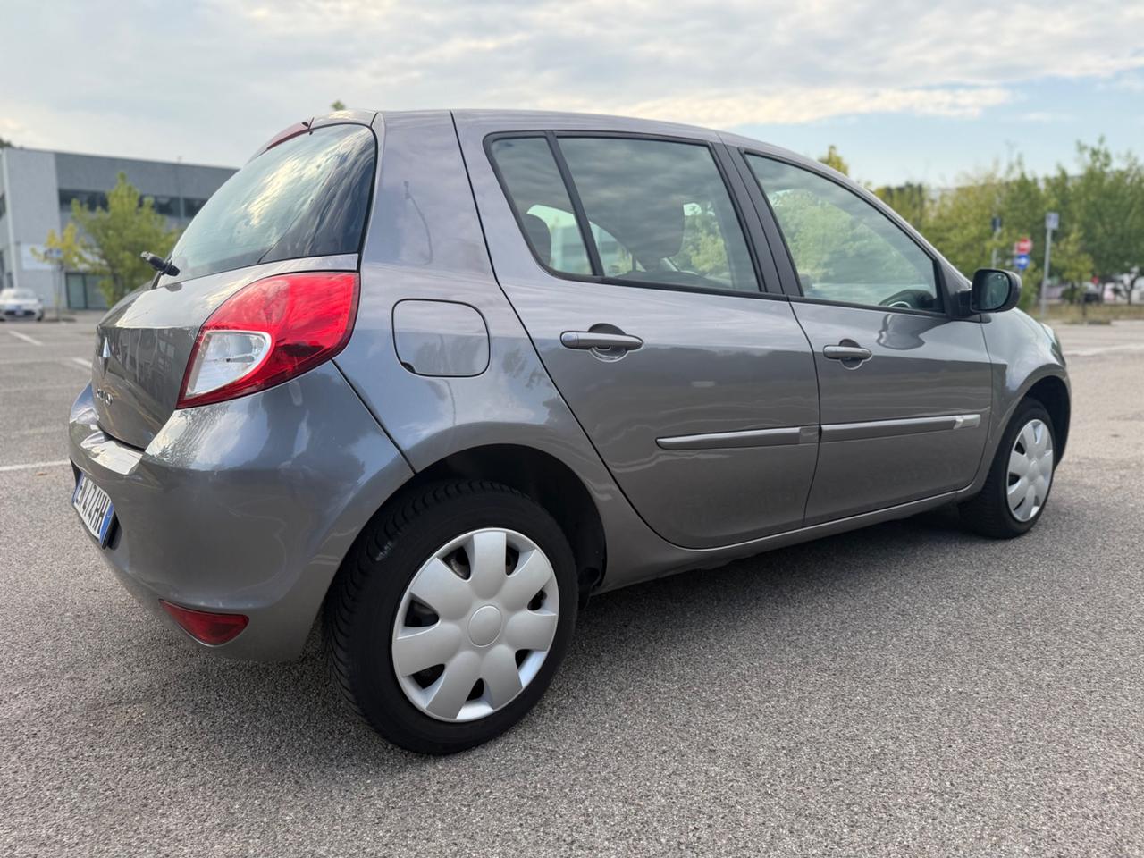 Renault Clio 1.2 16V 5 porte*Neopatentati*