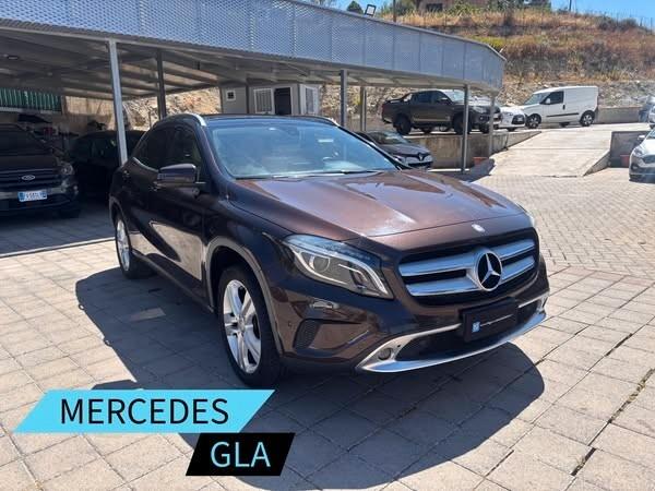 MERCEDES GLA 200