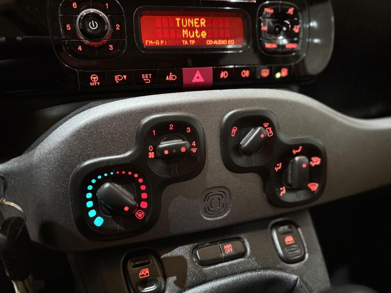 Fiat Panda 0.9 Trekking TwinAir Turbo Metano/Benzina Per Neopatentati