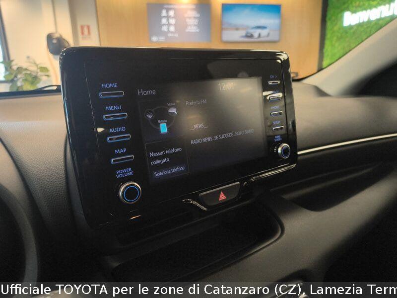 Toyota Yaris Hybrid Trend MY22