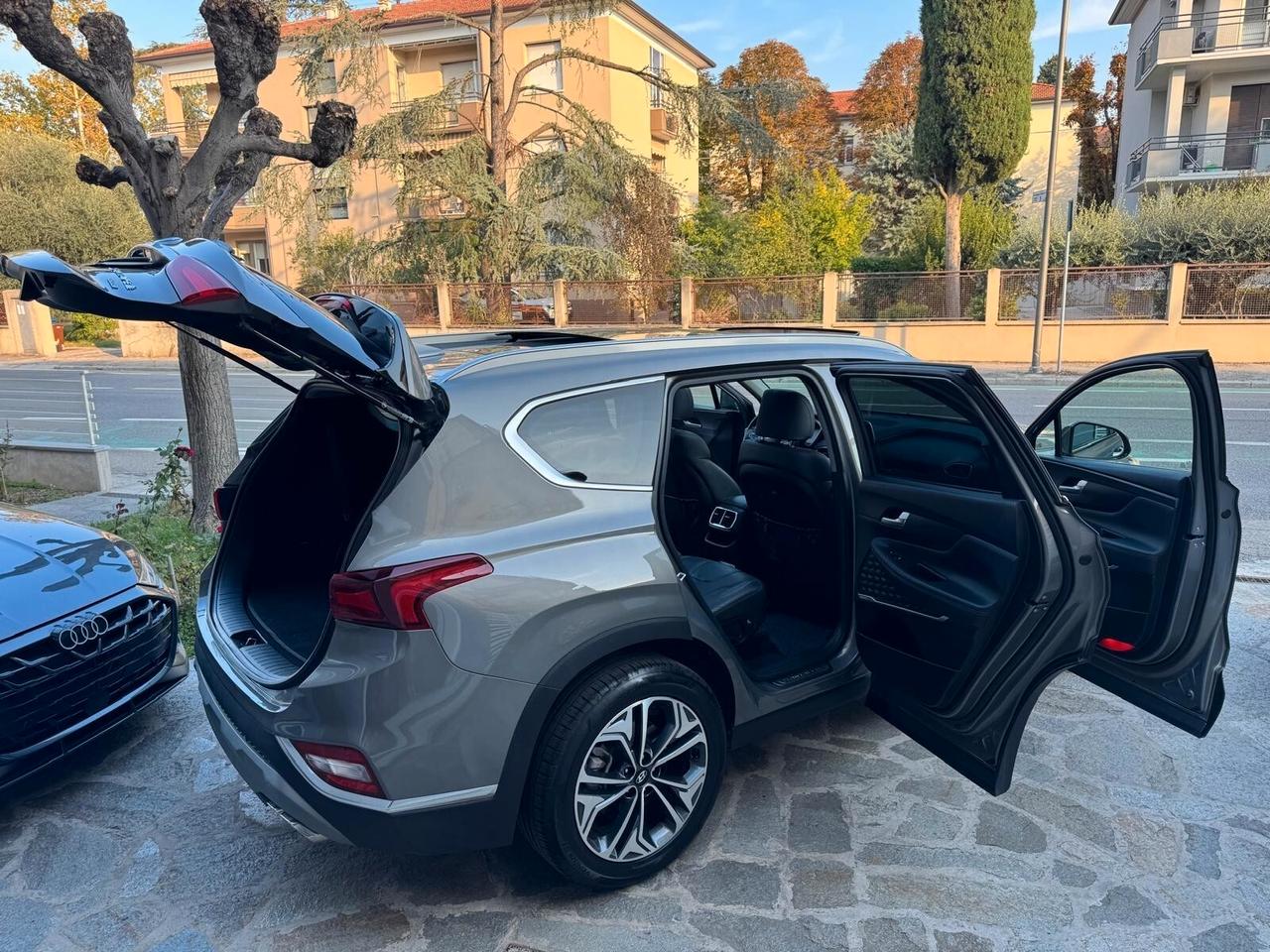HYUNDAI SANTA FE 2.2 CRDi 4WD A/T 7p XPRIME