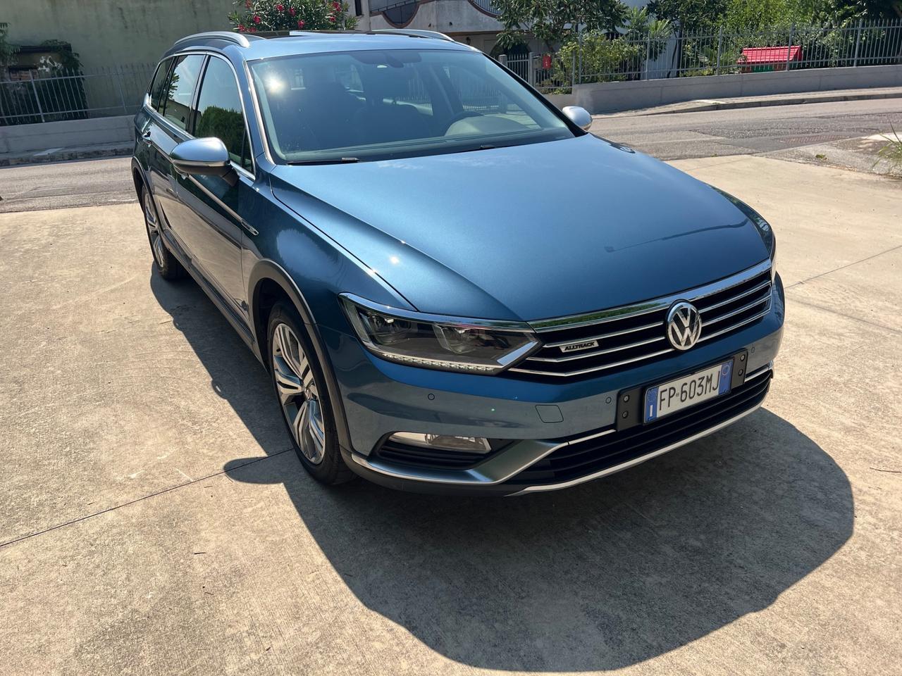 Volkswagen Passat Alltrack 2.0 BiTDI 4MOTION DSG BlueMotion Tech.