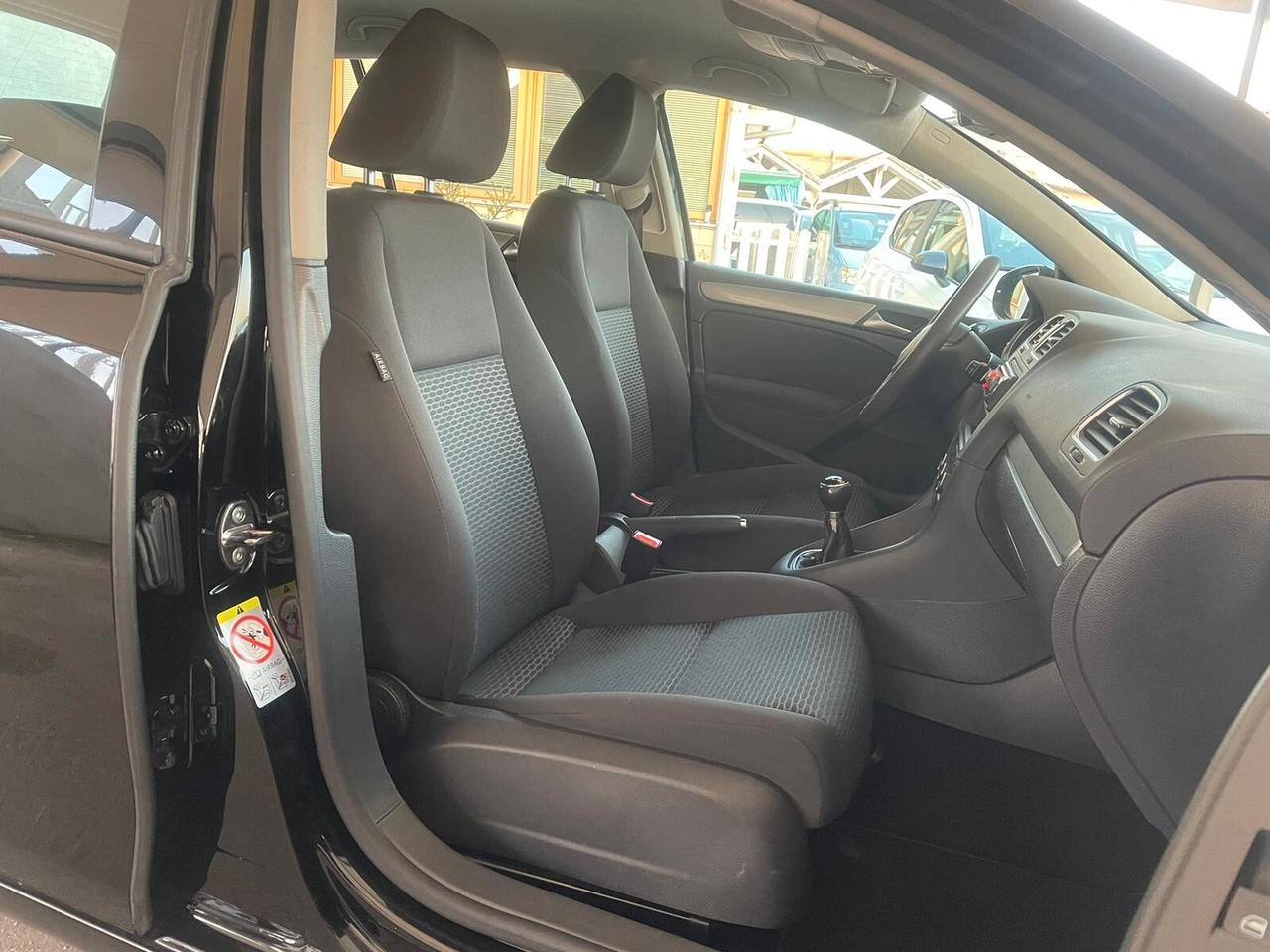 Volkswagen Golf 1.6 TDI DPF 5p. Highline