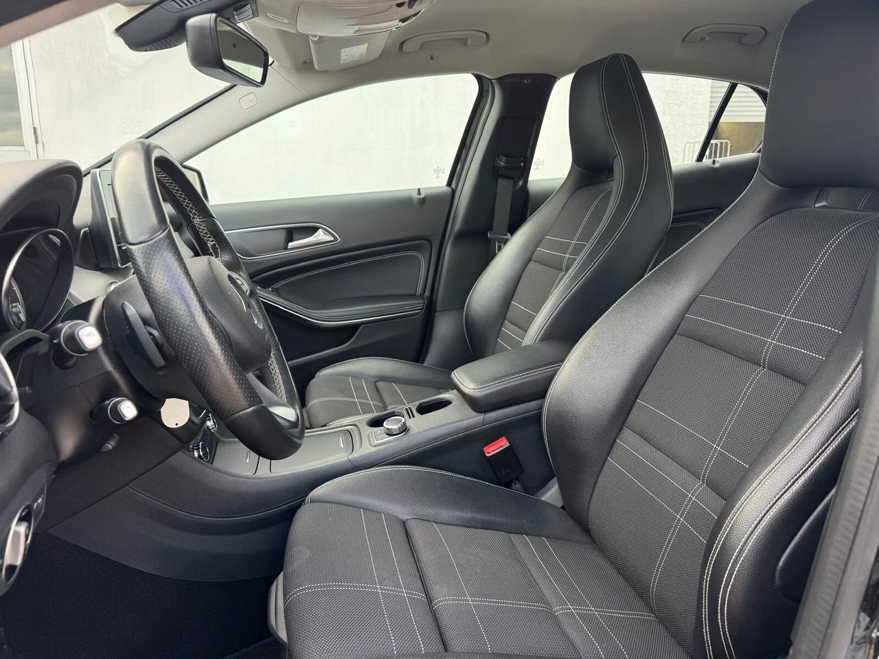 Mercedes-benz GLA 200 d Automatic Premium