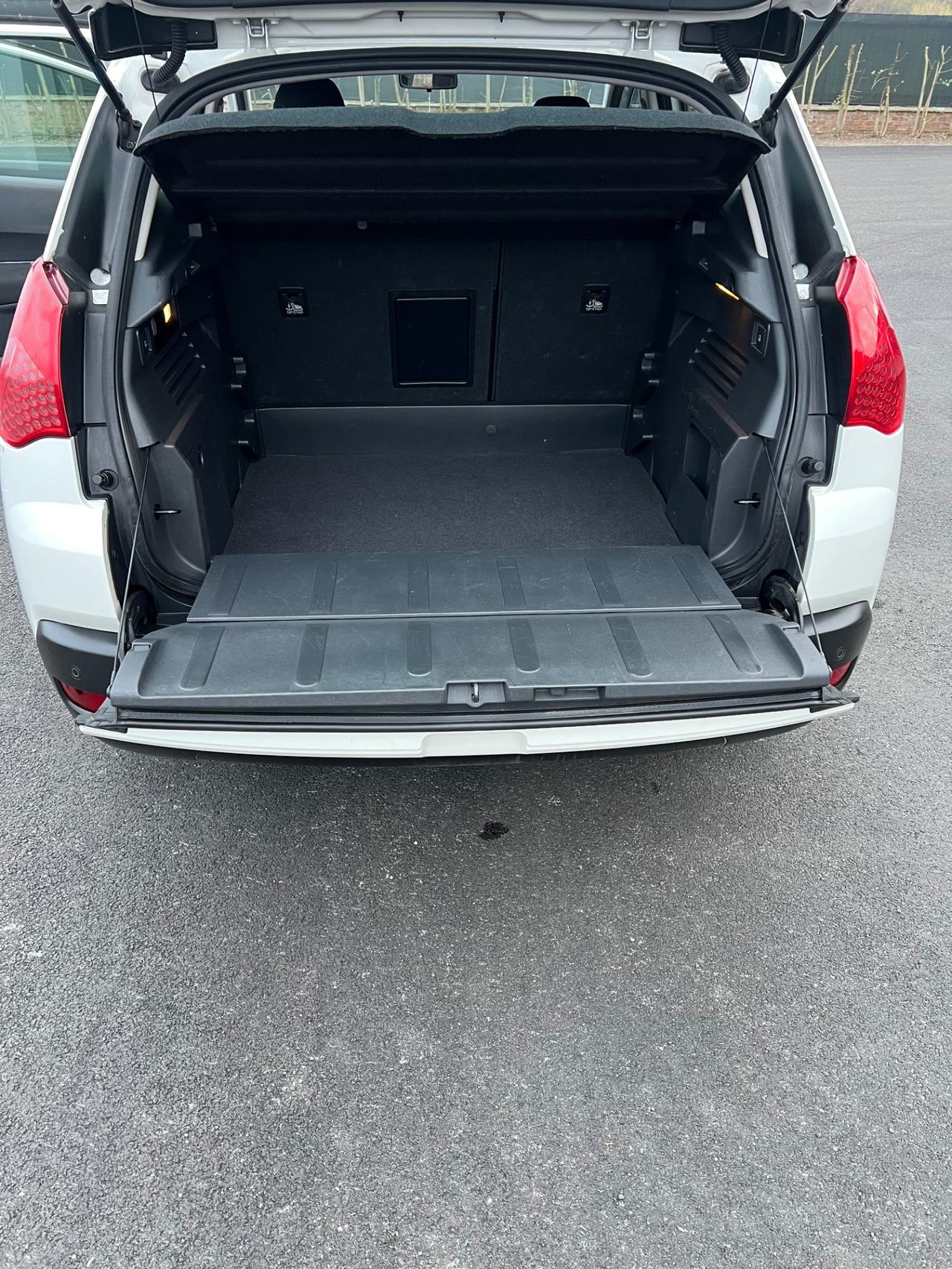 Peugeot 3008 1.6 HDi 112CV Tecno