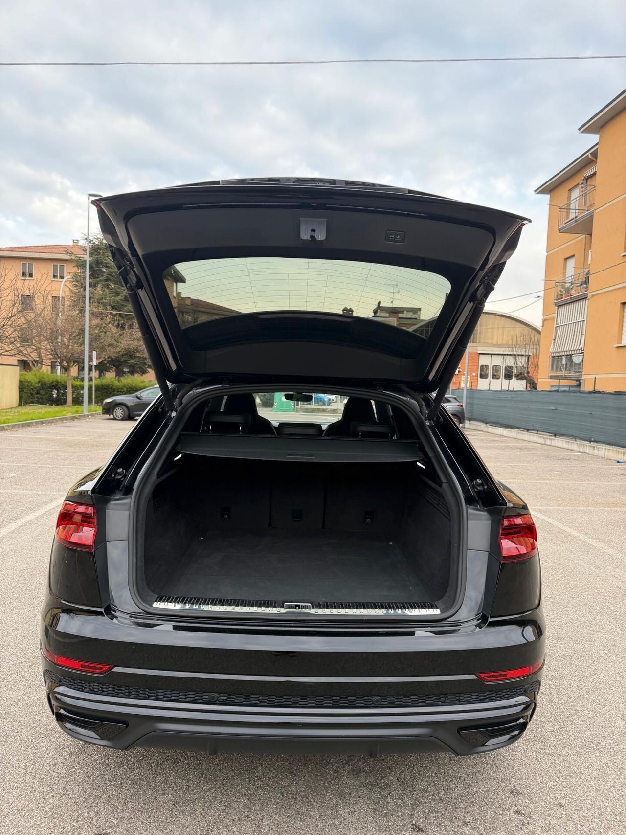 Audi Q8 50 QUATTRO 3.0 TDI S-LINE - FULL OPT. - TETTO -