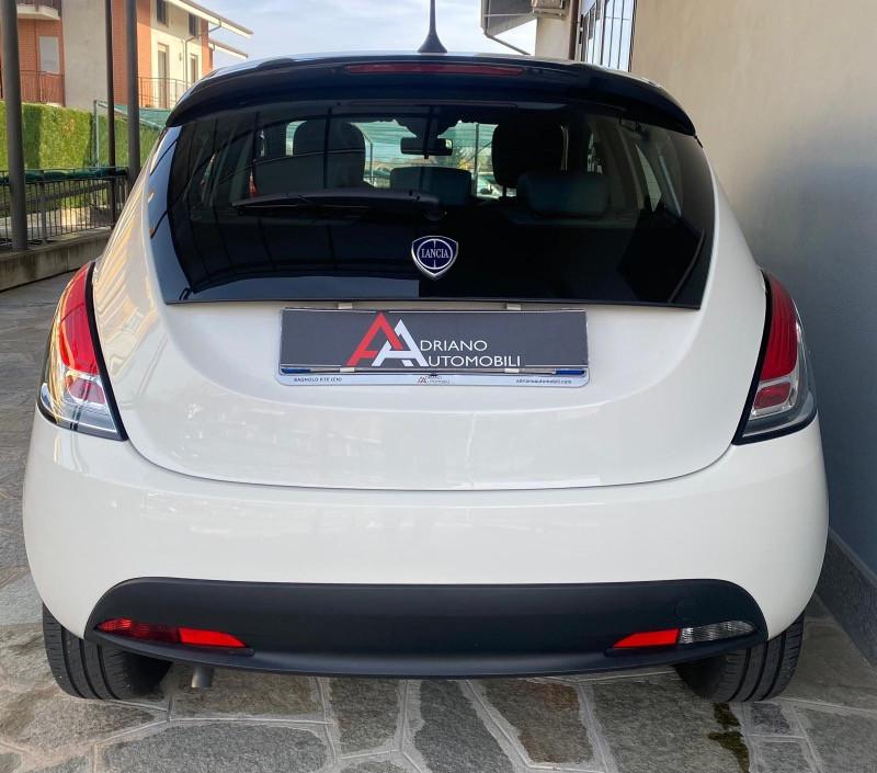 Lancia Ypsilon 1.0 firefly hybrid Gold s&s 70cv 5p.ti
