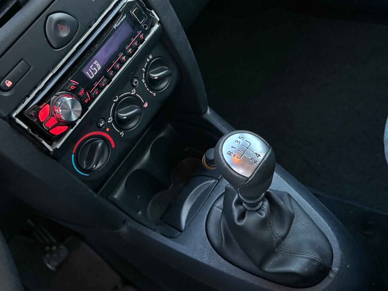 Renault Clio 1.2 16V 5PORTE 55KW 75CV