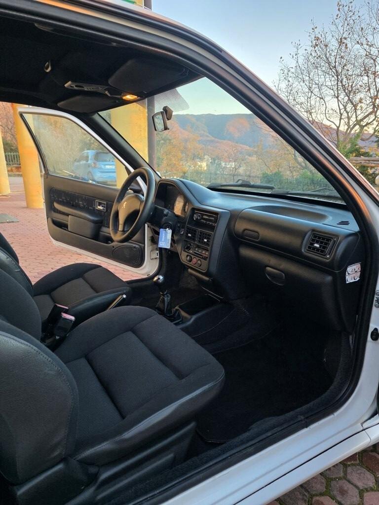 Peugeot 106 1.4i cat 3 porte Sport