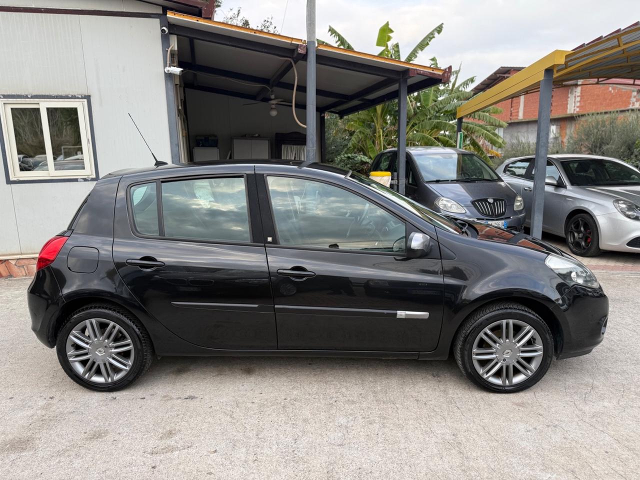 Renault Clio 1.5 dCi 90CV 5 porte Km Certificati