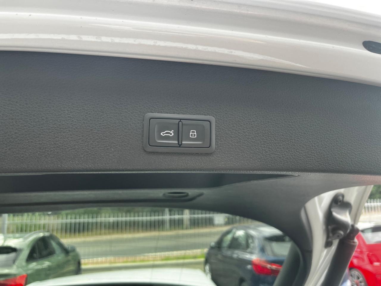 Audi Q2 35 TDI quattro S tronic line Edition