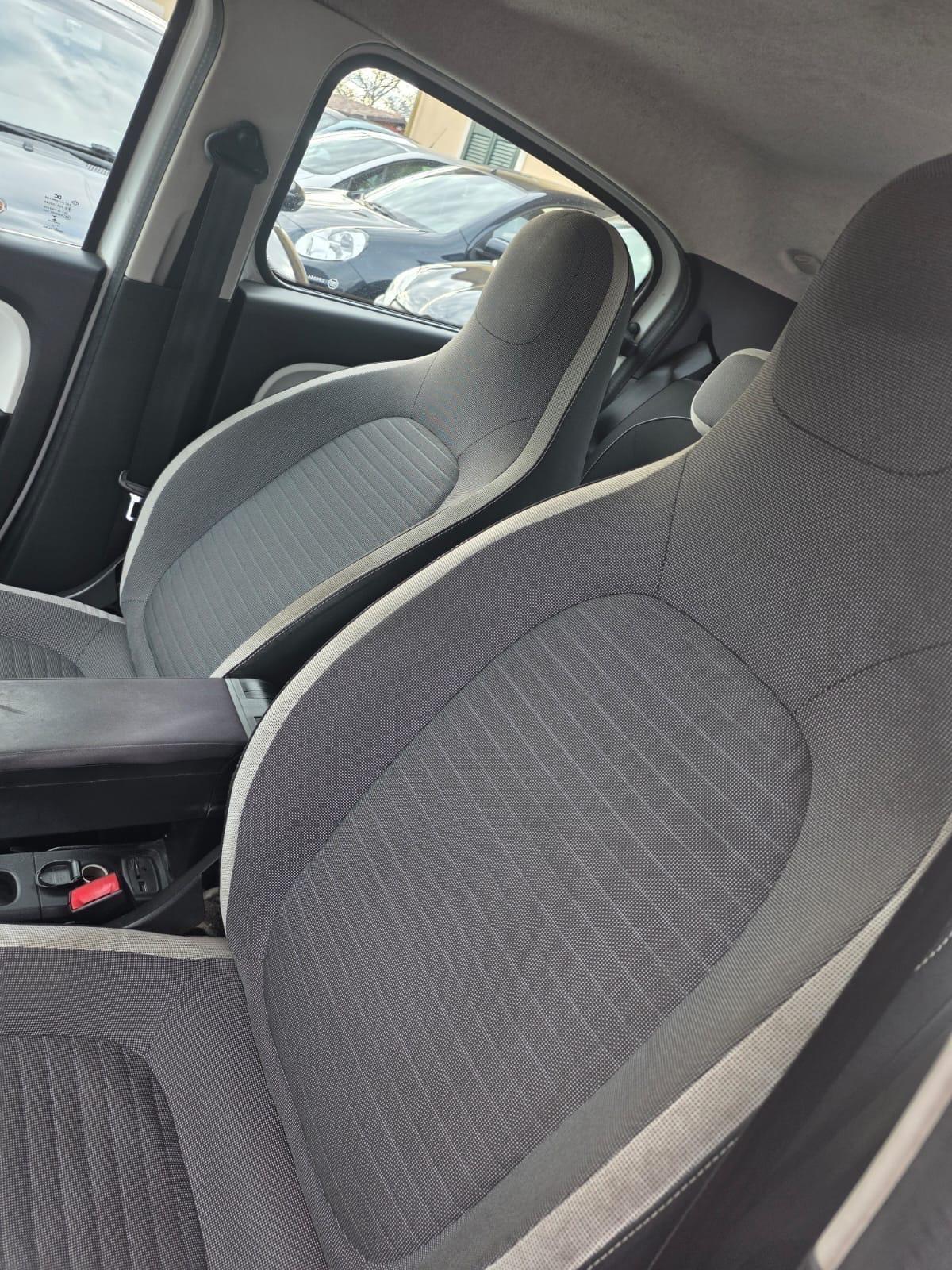 Renault Twingo km 80 mila garantita 12 mesi