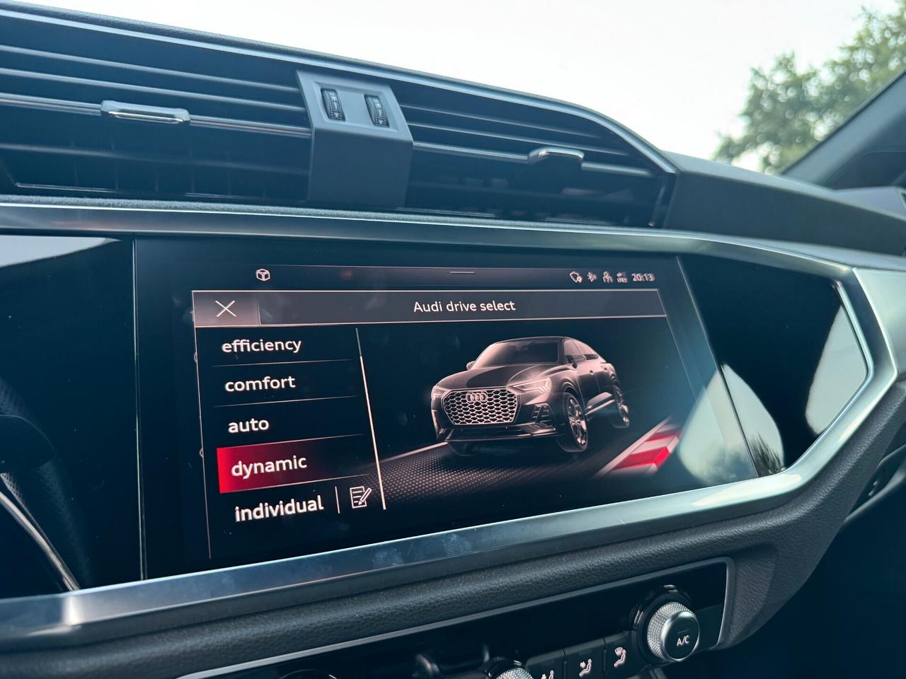 Audi Q3 40 TDI quattro S tronic S line edition