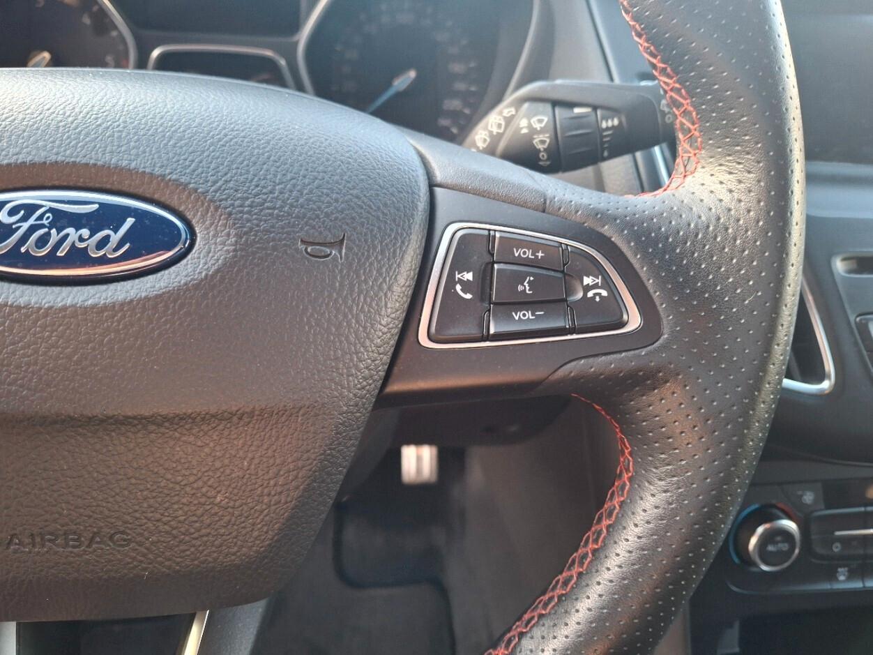 Ford Focus 1.5 TDCi 120 CV Start&Stop ST Line