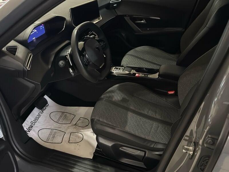 Peugeot 2008 PureTech 130 EAT8 Allure S/S