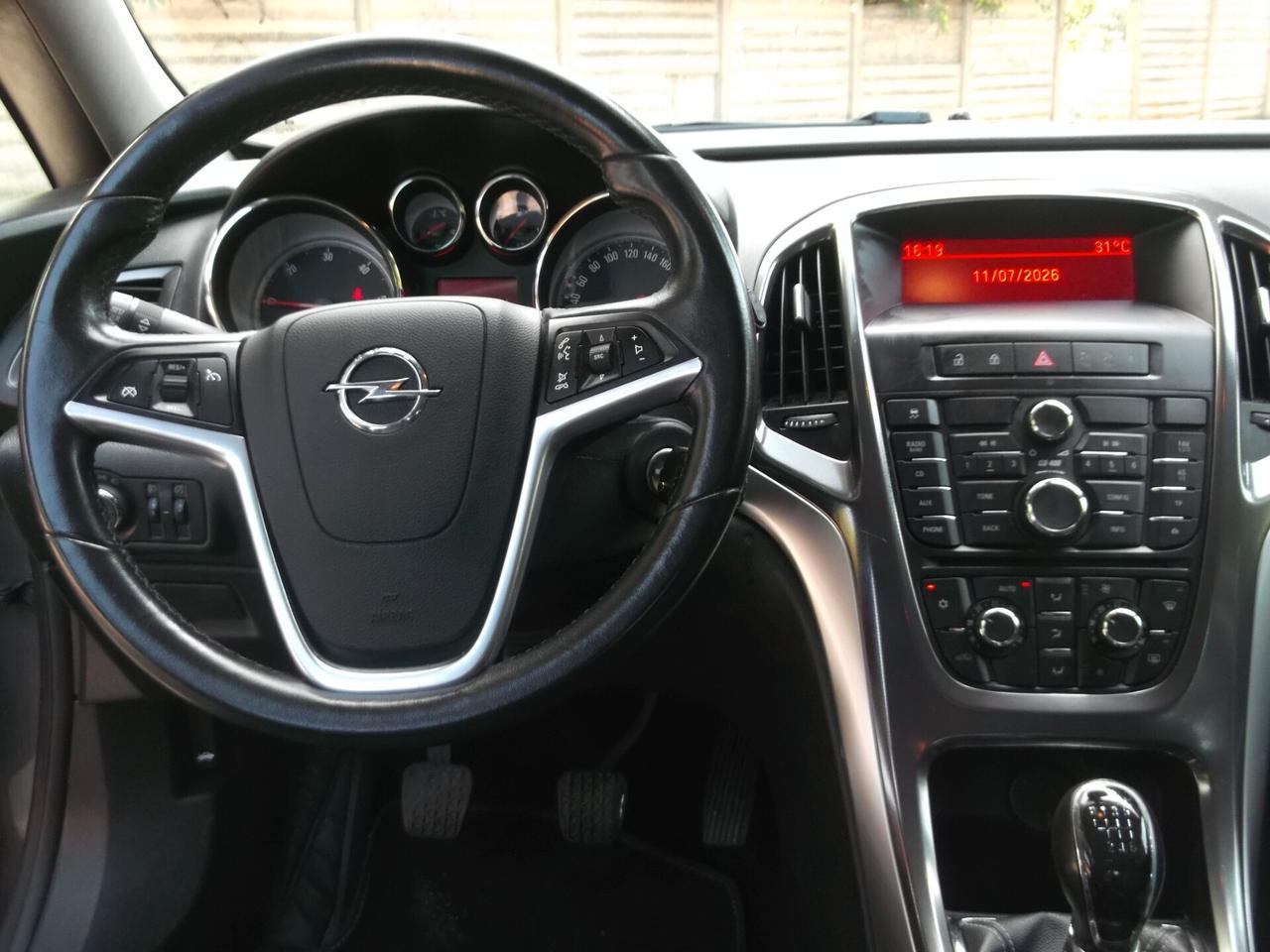 Opel Astra Berlina 1.7 CDTI Cosmo 2011
