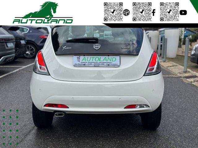 LANCIA Ypsilon 1.0 FireFly S&SHybridEcochicGold